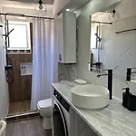 Centrale Guesthouse * Vlorë