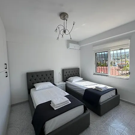 Centrale Guesthouse * Vlorë