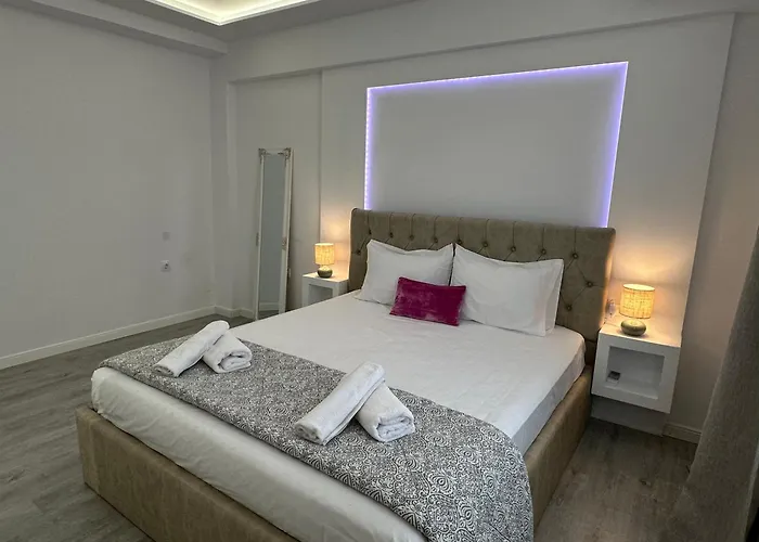 Centrale Guesthouse Apartment *