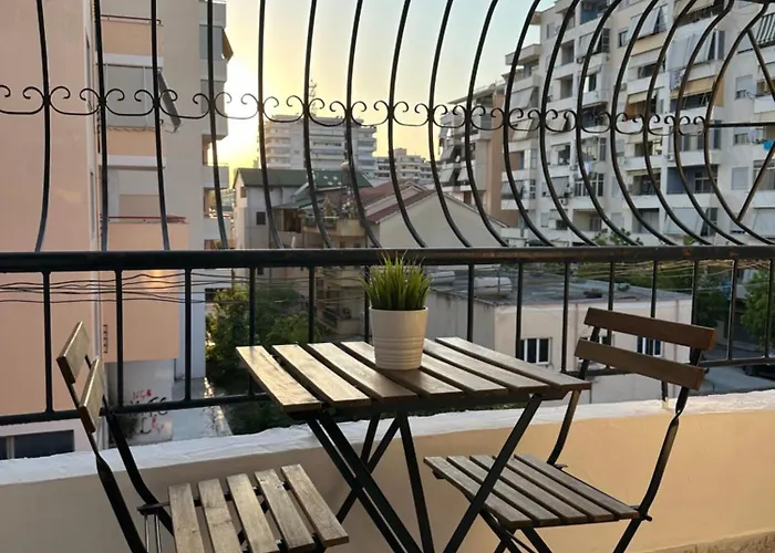 Centrale Guesthouse * Vlorë